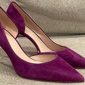 Purple Pumps